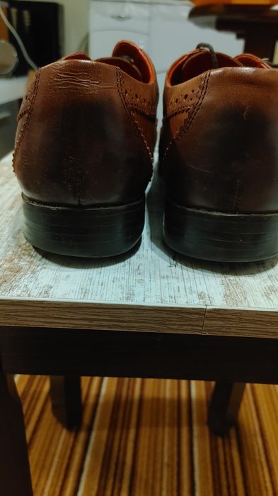 Продаю туфли,классика 42 р.