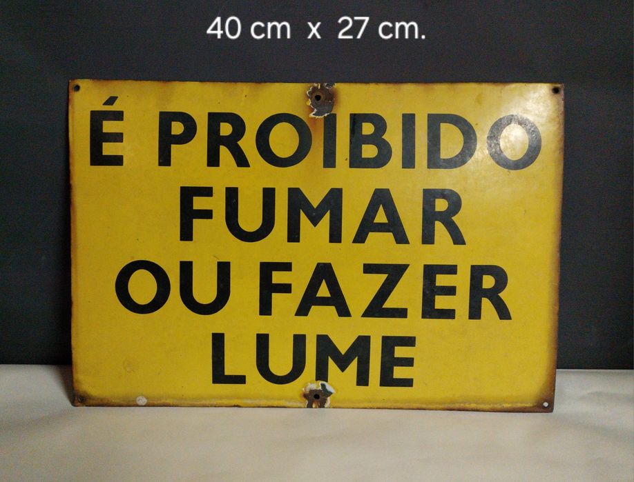 Chapa esmaltada antiga.
