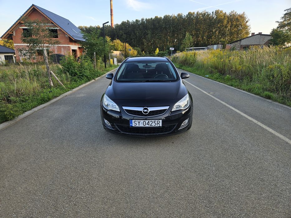 Opel Astra 1.4 Benzyna Combi | 2012 | 120 KM | 161 951 km