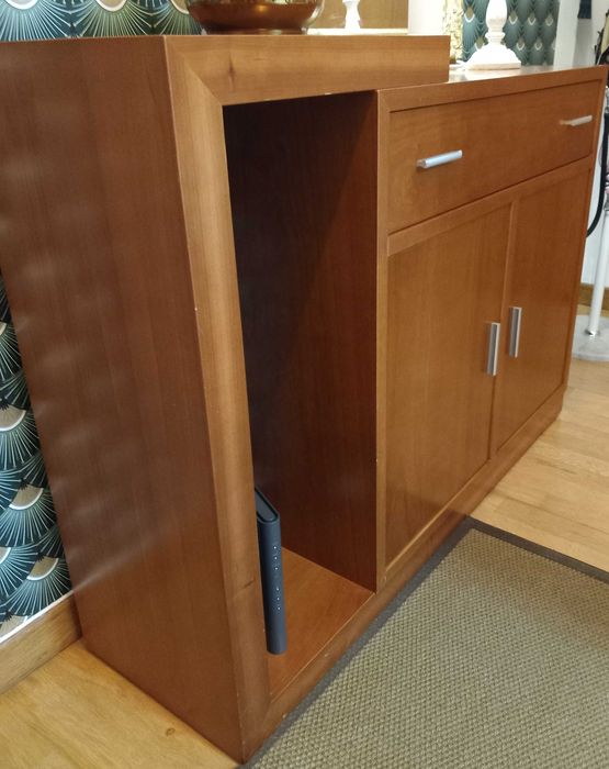 Consola de entrada em cerejeira