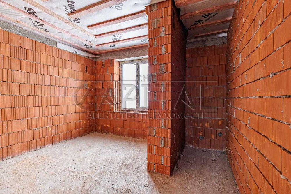 Продаж будинку з укриттям, Гатне, Фастівський район