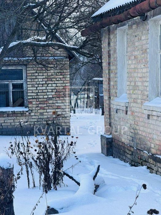 Продам будинок під ремонт в Бучі, ділянка 11.3 сот!