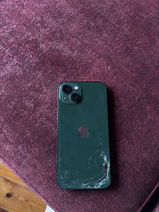 iPhone 13 dobry