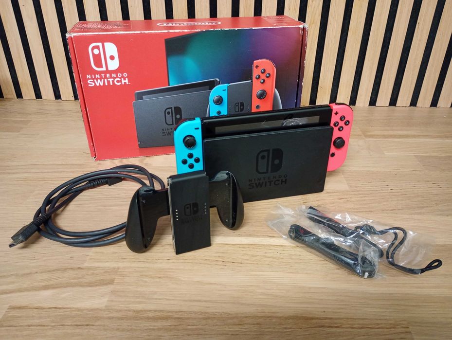 Nintendo Switch como nova na caixa