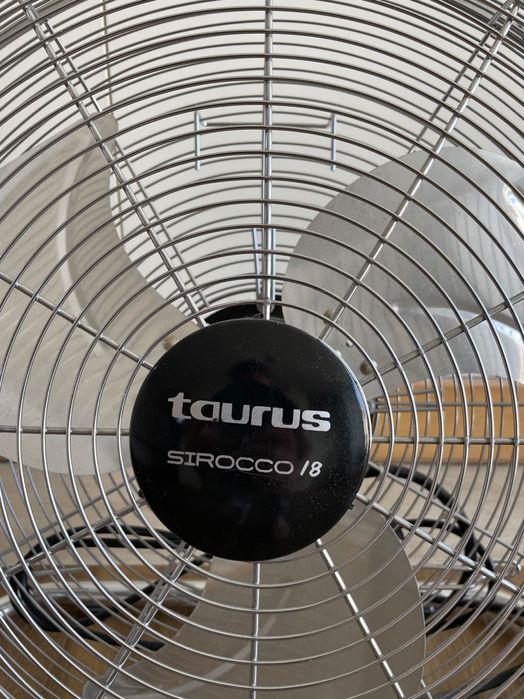 Ventoninha de Chão TAURUS Sirocco 18