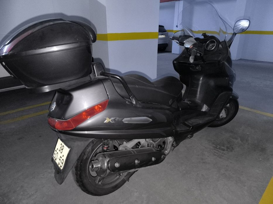 Piaggio Xevo 400 ie