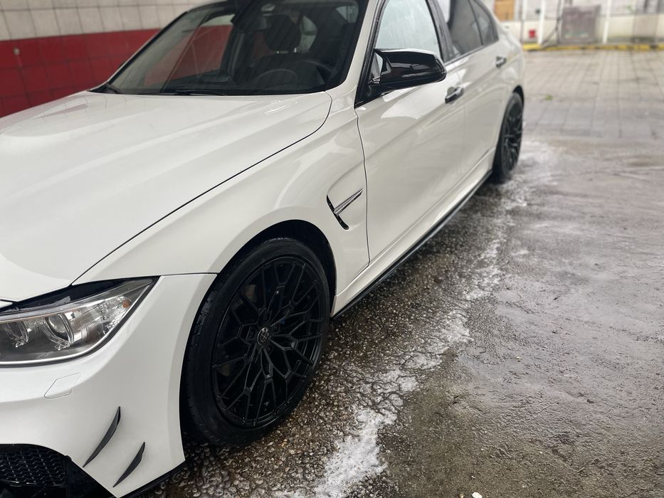 Bmw 318 f30 full extras