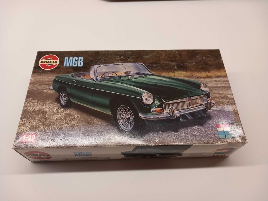 Airfix - model MGB skala 1/32  (rezerwacja Grzegorz)