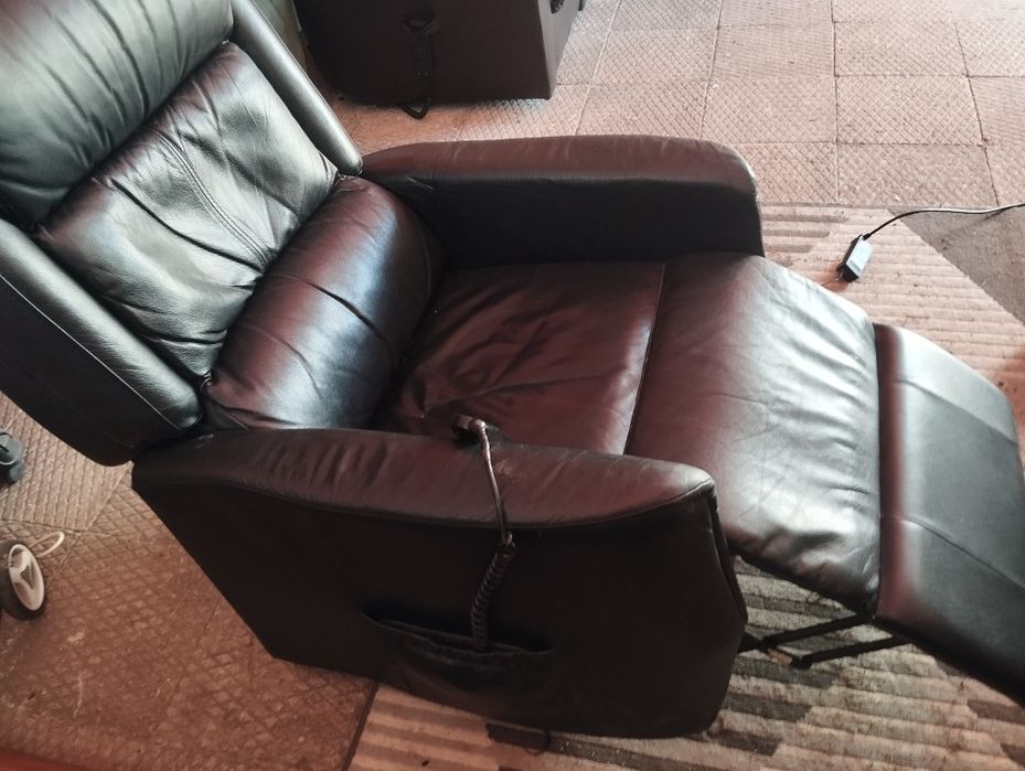 Fotel elektryczny z funkcją wstawania