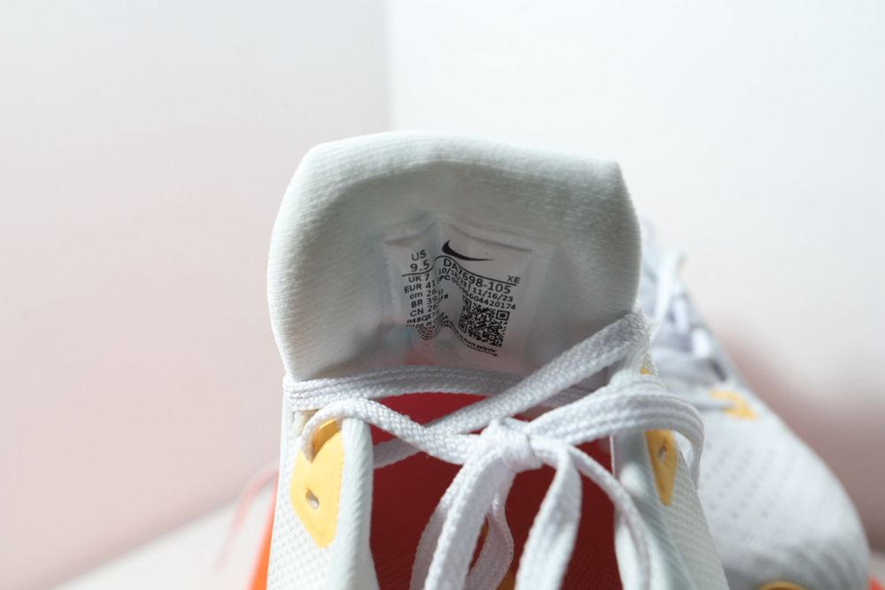 Nike Air Zoom Vomero 16