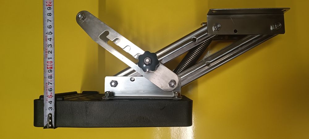 Pantograf do silnika zaburtowego