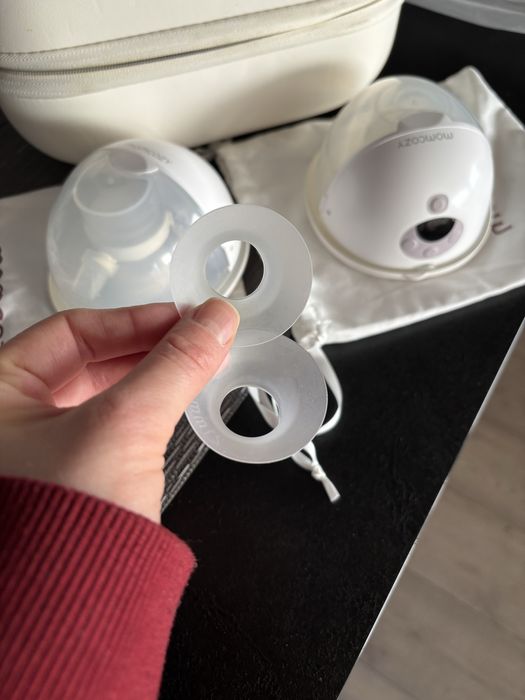 Momcozy hands free M5 молоковідсмоктувач вільні руки