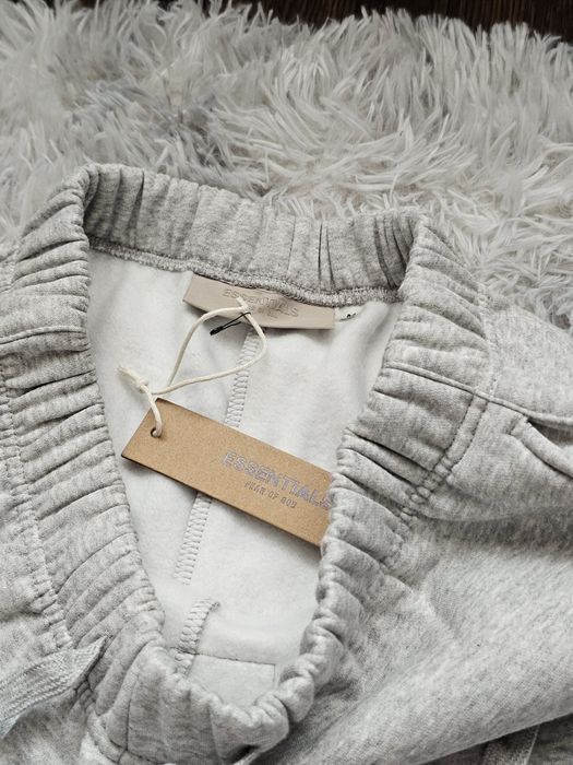 Штани Essentials S, M, L, XL з манжетами