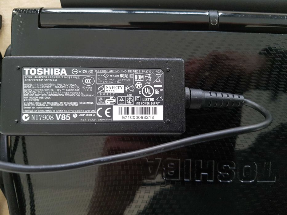 Toshiba NB250 Notebook Computer64550239094018123