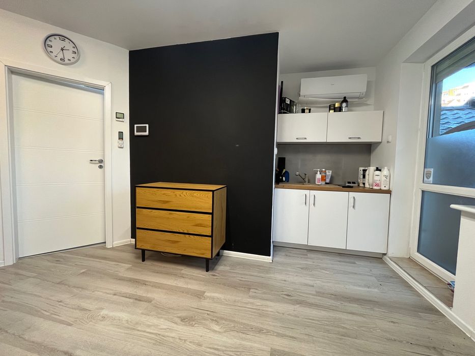 Odstąpię najem salonu fryzjerskiego/ wynajmę stanowisko fryzjerskie