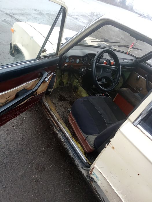 Продам ваз 2106 на бойовому ходу