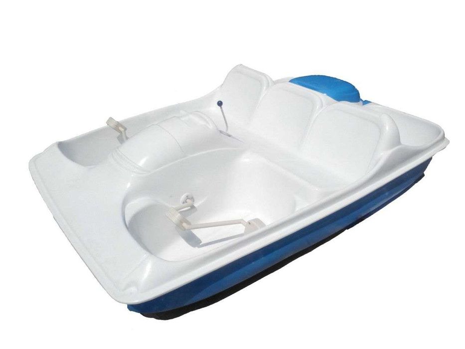 Катамаран зі склопластику