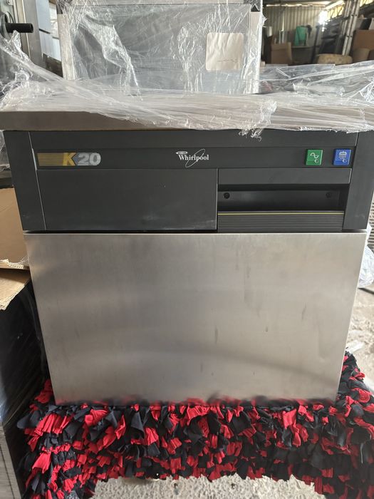 Maquina de gelo Whirlpool