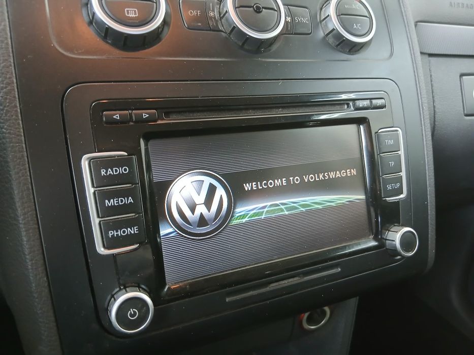 Radio 2 din oryginalne VW Golf Touran Passat polo