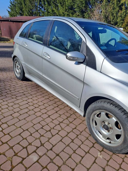 Mercedes-Benz B klasa