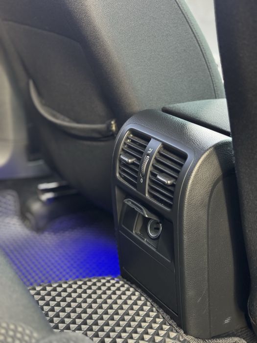 Volkswagen Passat B6 (2010) — 2.0 TDI (CBAB) / 180 к.с.