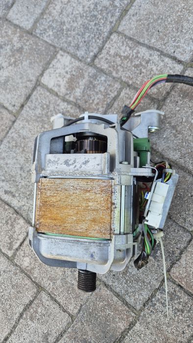 Двигун arcelik 2835640100