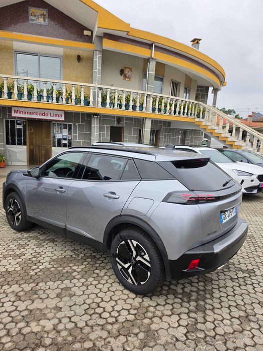 Peugeot 2008 ii fase2 1.2i 130cv EAT8 ALLURE