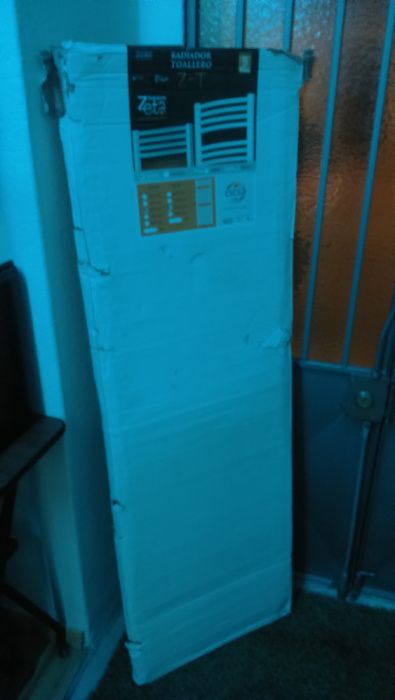 Toalheiro Hidráulico ZETA 160x50cm Nunca usado