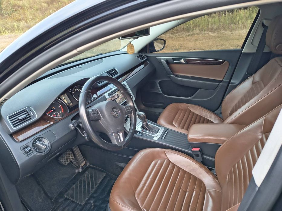 Фольксваген Пассат 2.0диз.Автомат
