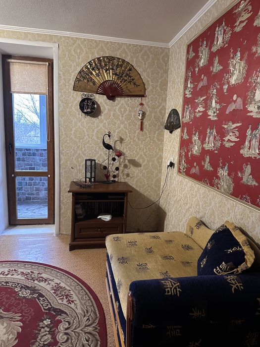 Здам подобово 2к квартиру на Кресі. СВІТЛО НЕ ВИМИКАЮТЬ!