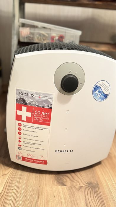 Очиститель и увлажнитель воздуха