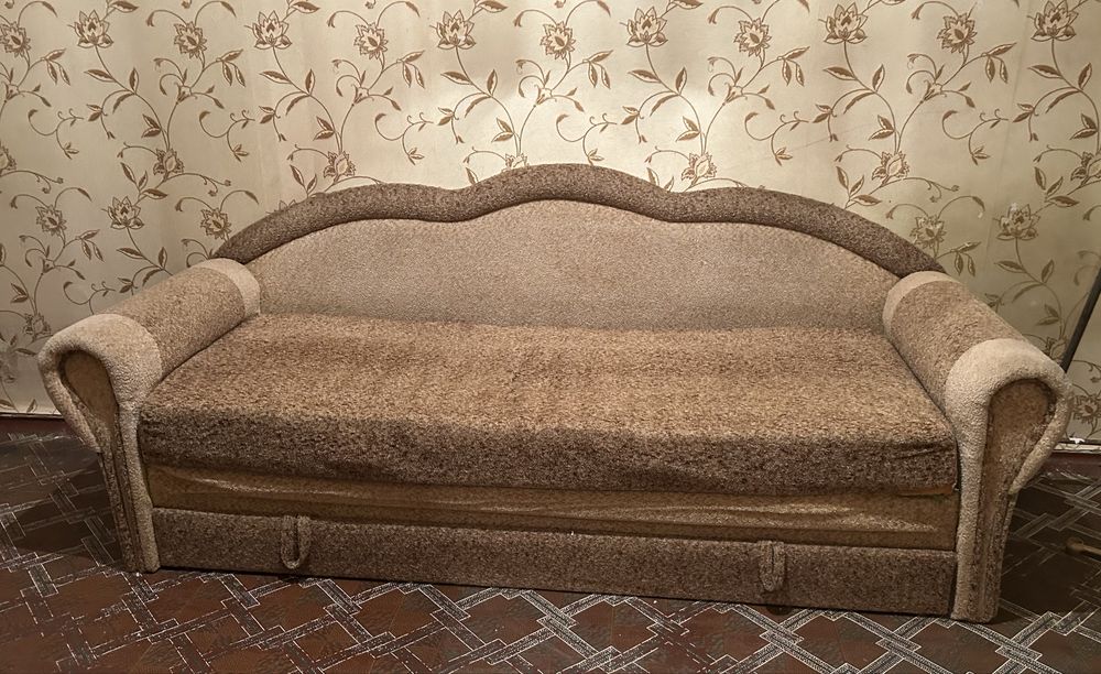 Отдам диван бесплатно, самовывоз