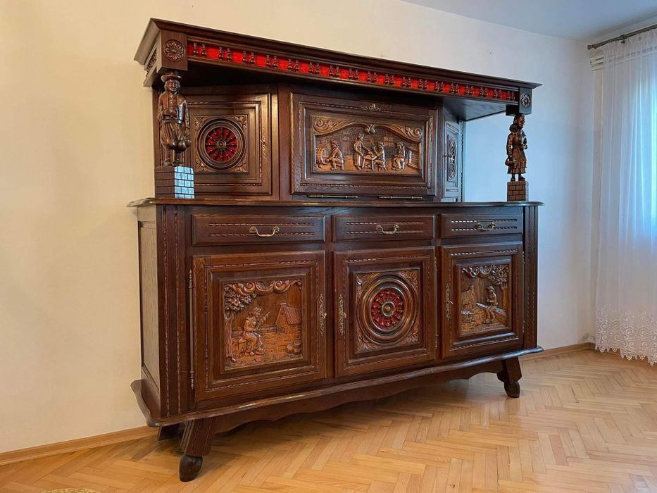 Antyczny kredens bretoński**Dębowy**