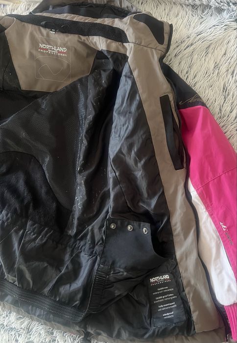 Жіноча лижна куртка