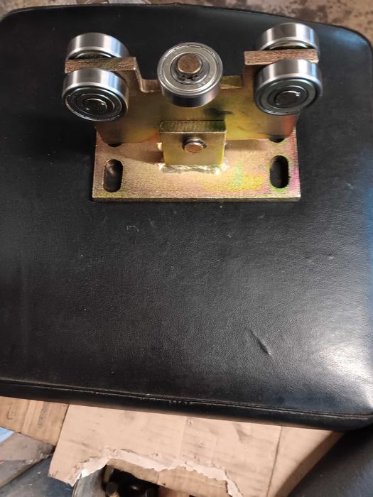 Wózki wózek rolki do bramy bram przesuwnych 50x50x3