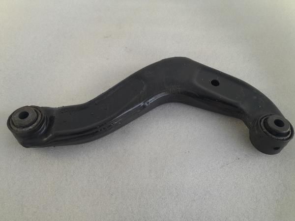Braço de suspensão trás direito AUDI A4 (8EC, B7)