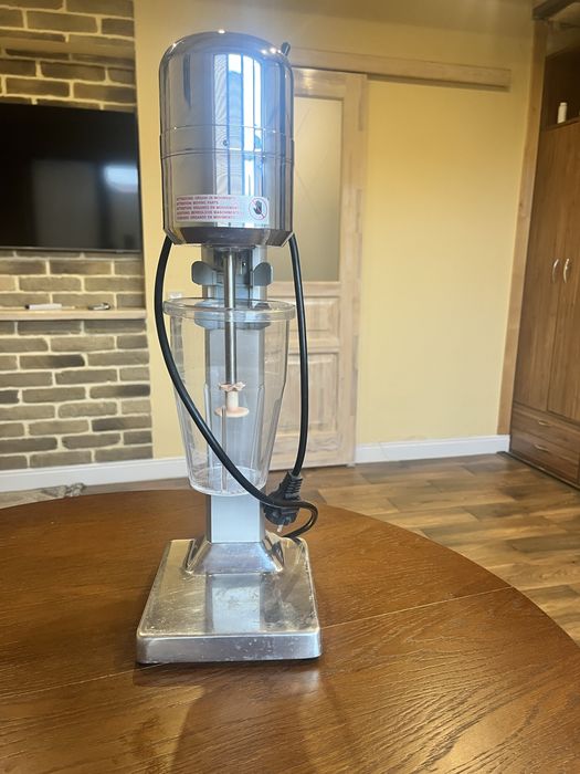 Міксер для коктейлів