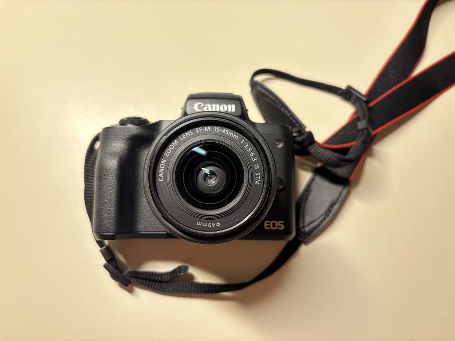 Canon EOS M50 + акумулятор, обʼєктив 15–45mm (Альтернатива g7x)
