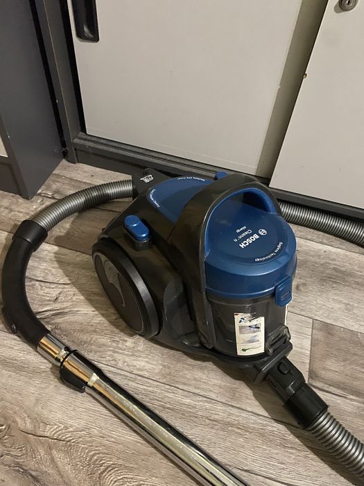 Продам пилосос Bosch seria 2