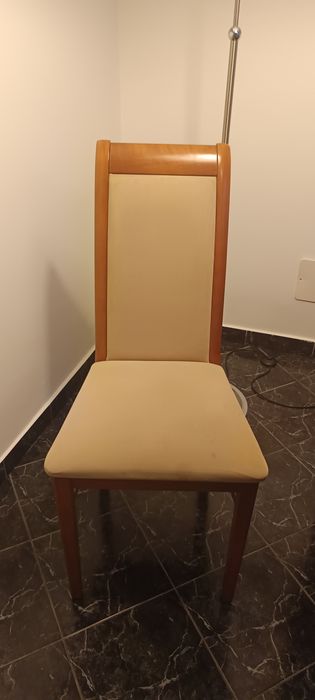 Mesa de sala de jantar com conjunto de 6 cadeiras