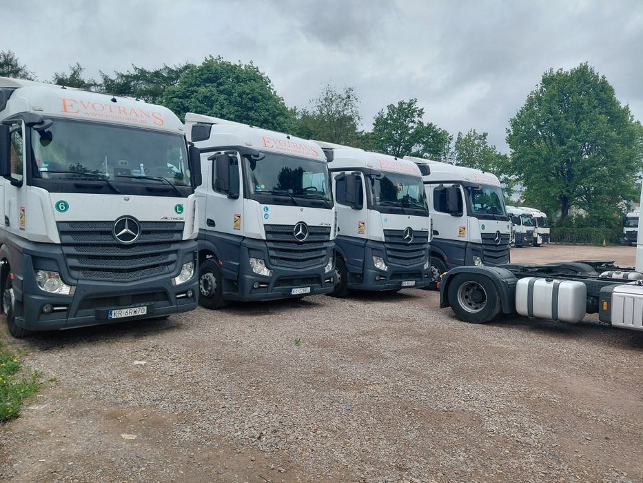 Mercedes actros mp4  1845