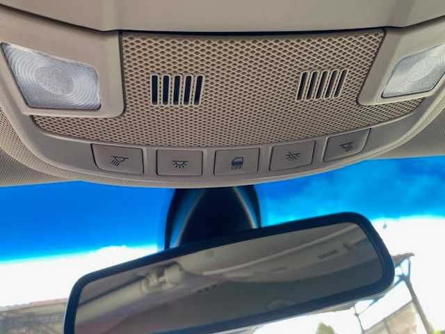 Автомобіль в продаж Гібрид