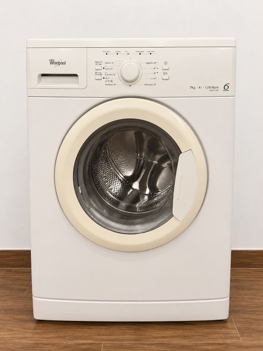 Máquina de Lavar Roupa Whirlpool 7kg / 1200 RPM (AWOC 7200)