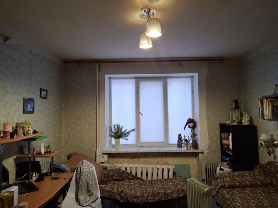 Продам кімнату центр