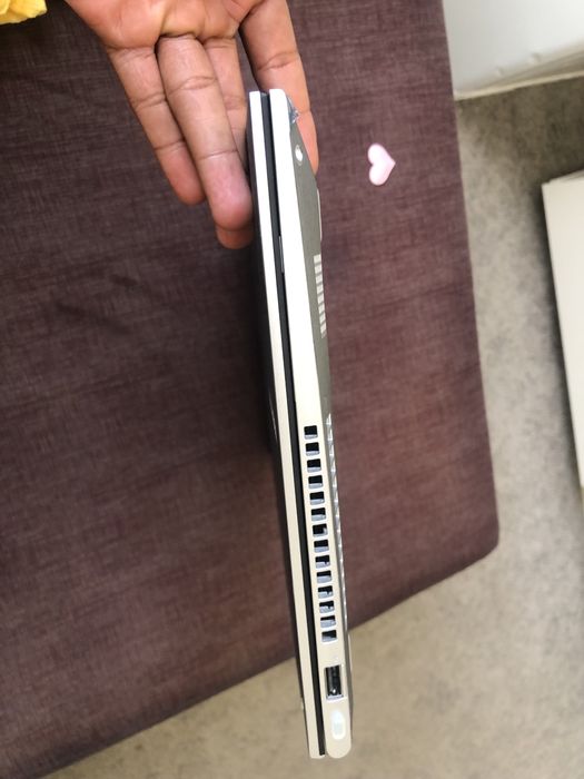 Computador portatil ASUS VivoBook