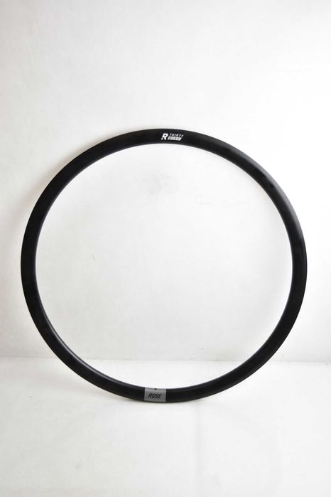 NIEUŻYWANA obręcz ROSE R thirty disc ! 622x19 ! 32ot. ! 28' !