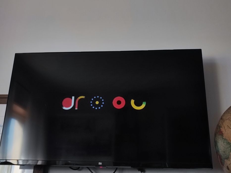 TV Android 72x32 cm