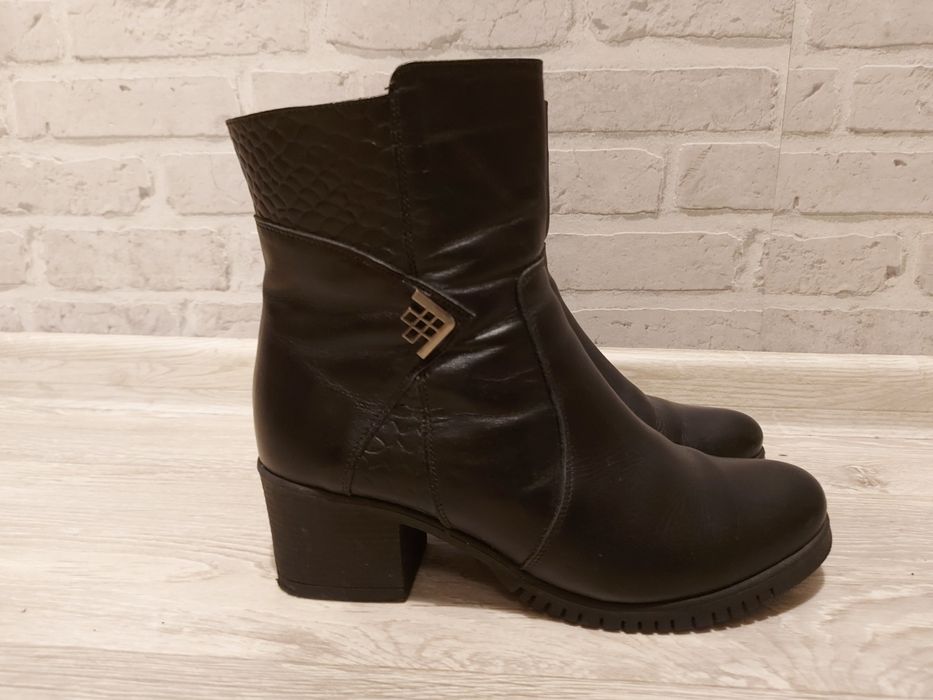 Buty,  botki skórzane r.39