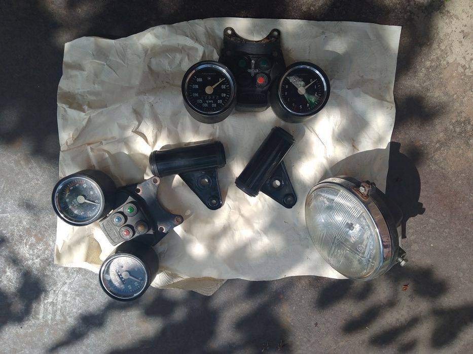 Фаротримачі флажки з резинками ява