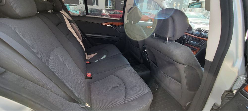 Продаж Mercedes E 2006